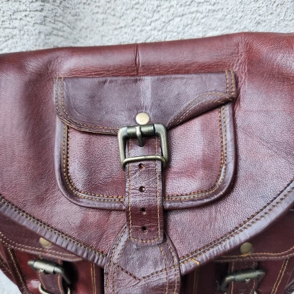 Vintage Messenger Bag Leather Brown Medium Lined Satchel Pockets Shoulder Strap - Picture 6 of 13